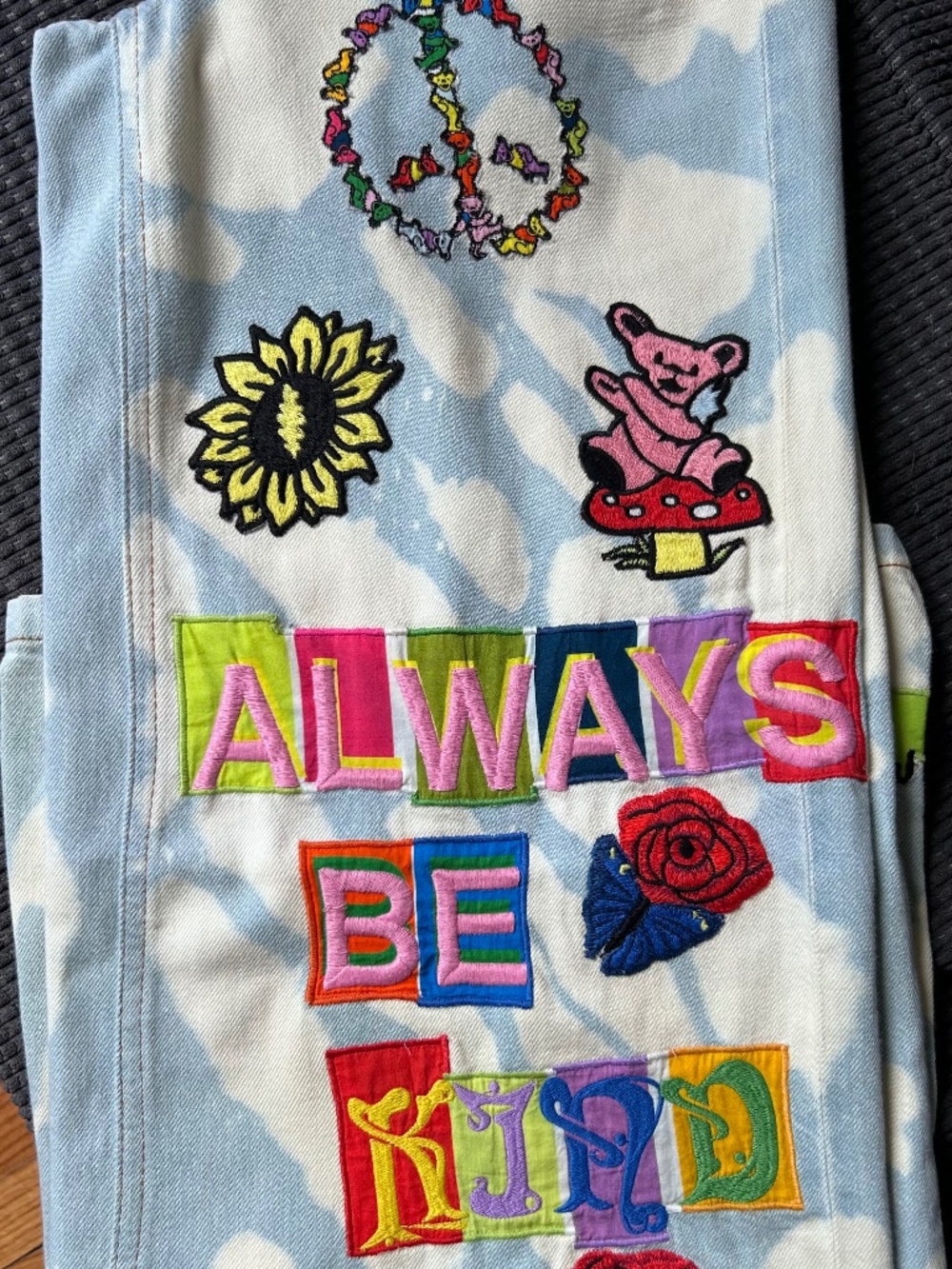 Alice + Olivia Grateful Dead Amazing Jean size 26 - Picture 13 of 13